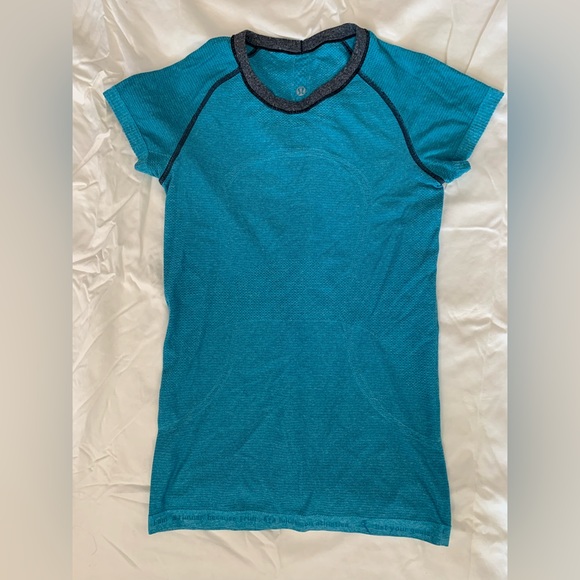 Lululemon Run: Swiftly Tech Short Sleeve - Picture 1 of 7